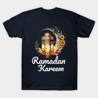 Ramadan kareem lantern lamp with moon T-Shirt